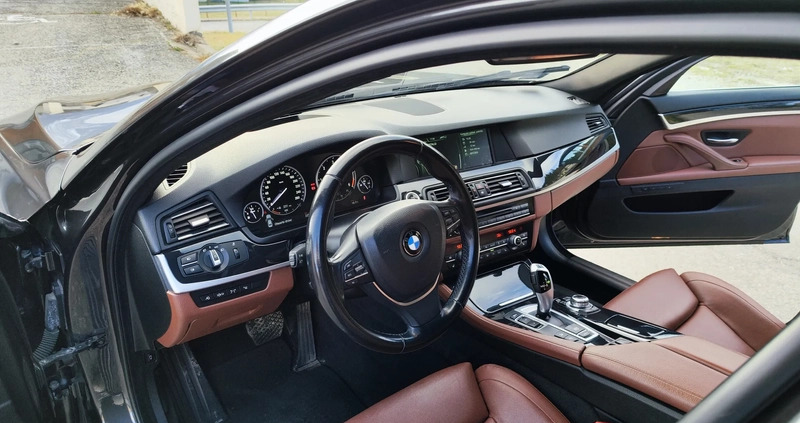 BMW Seria 5 cena 83000 przebieg: 227000, rok produkcji 2012 z Żarki małe 154
